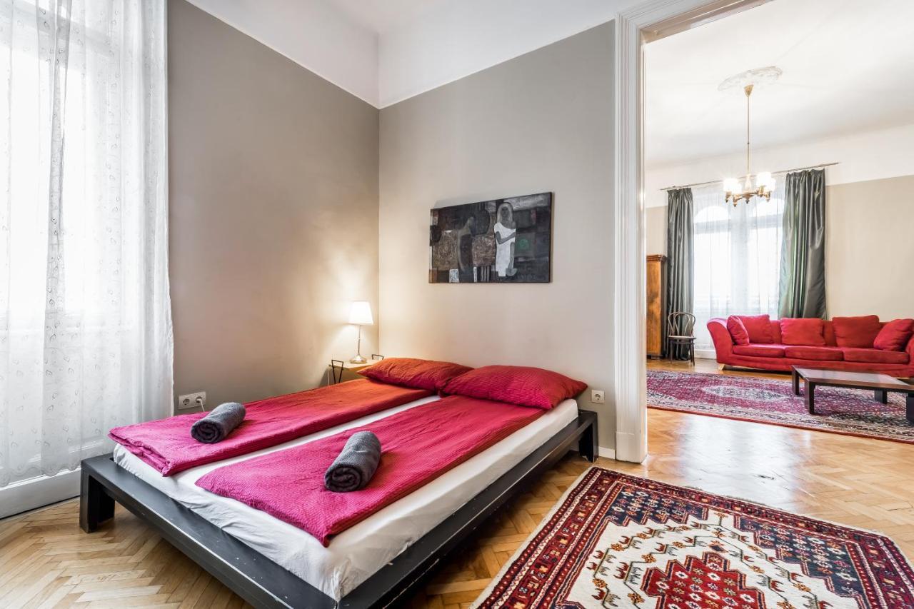 בודפשט Berta - 4 Bedrooms, 3 Baths מראה חיצוני תמונה
