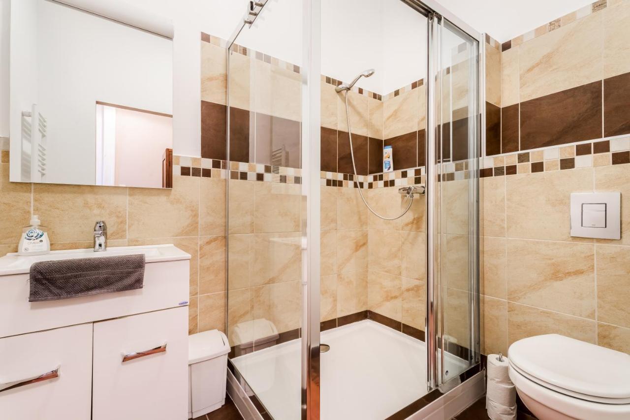 בודפשט Berta - 4 Bedrooms, 3 Baths מראה חיצוני תמונה