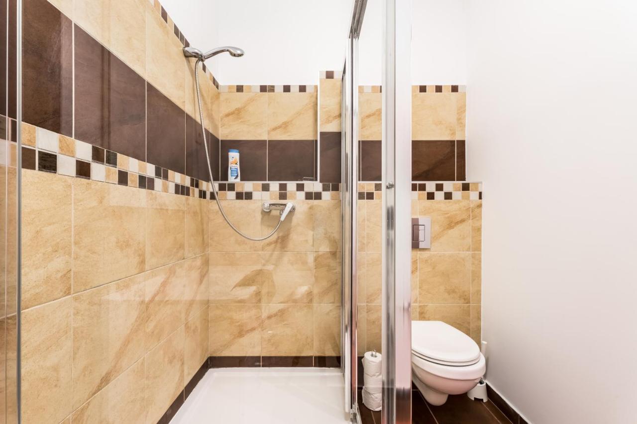 בודפשט Berta - 4 Bedrooms, 3 Baths מראה חיצוני תמונה
