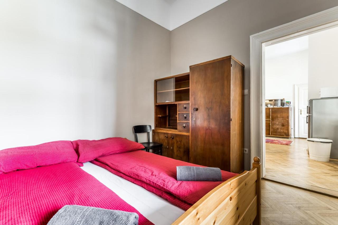 בודפשט Berta - 4 Bedrooms, 3 Baths מראה חיצוני תמונה