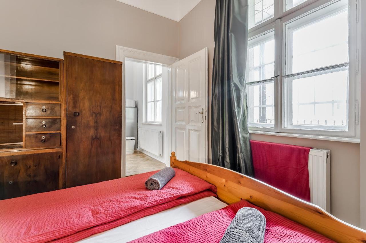 בודפשט Berta - 4 Bedrooms, 3 Baths מראה חיצוני תמונה