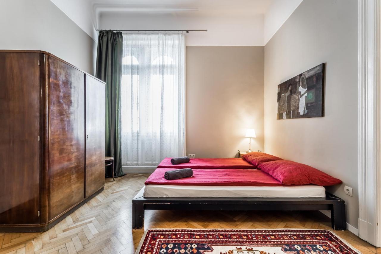 בודפשט Berta - 4 Bedrooms, 3 Baths מראה חיצוני תמונה