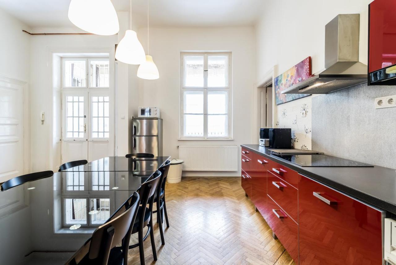 בודפשט Berta - 4 Bedrooms, 3 Baths מראה חיצוני תמונה